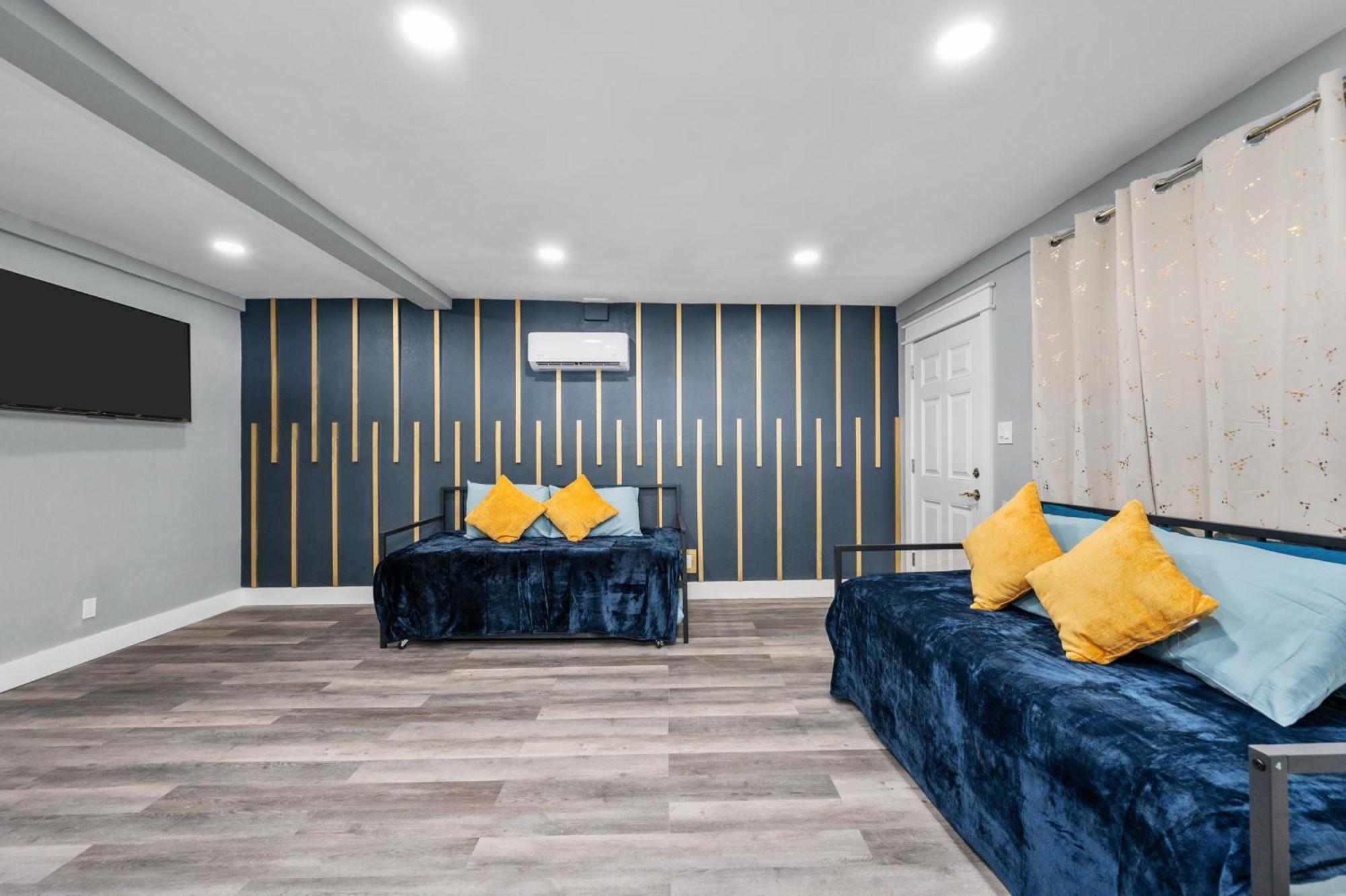 Modern 2Br City Center Getaway With Free Park 휴스턴 외부 사진