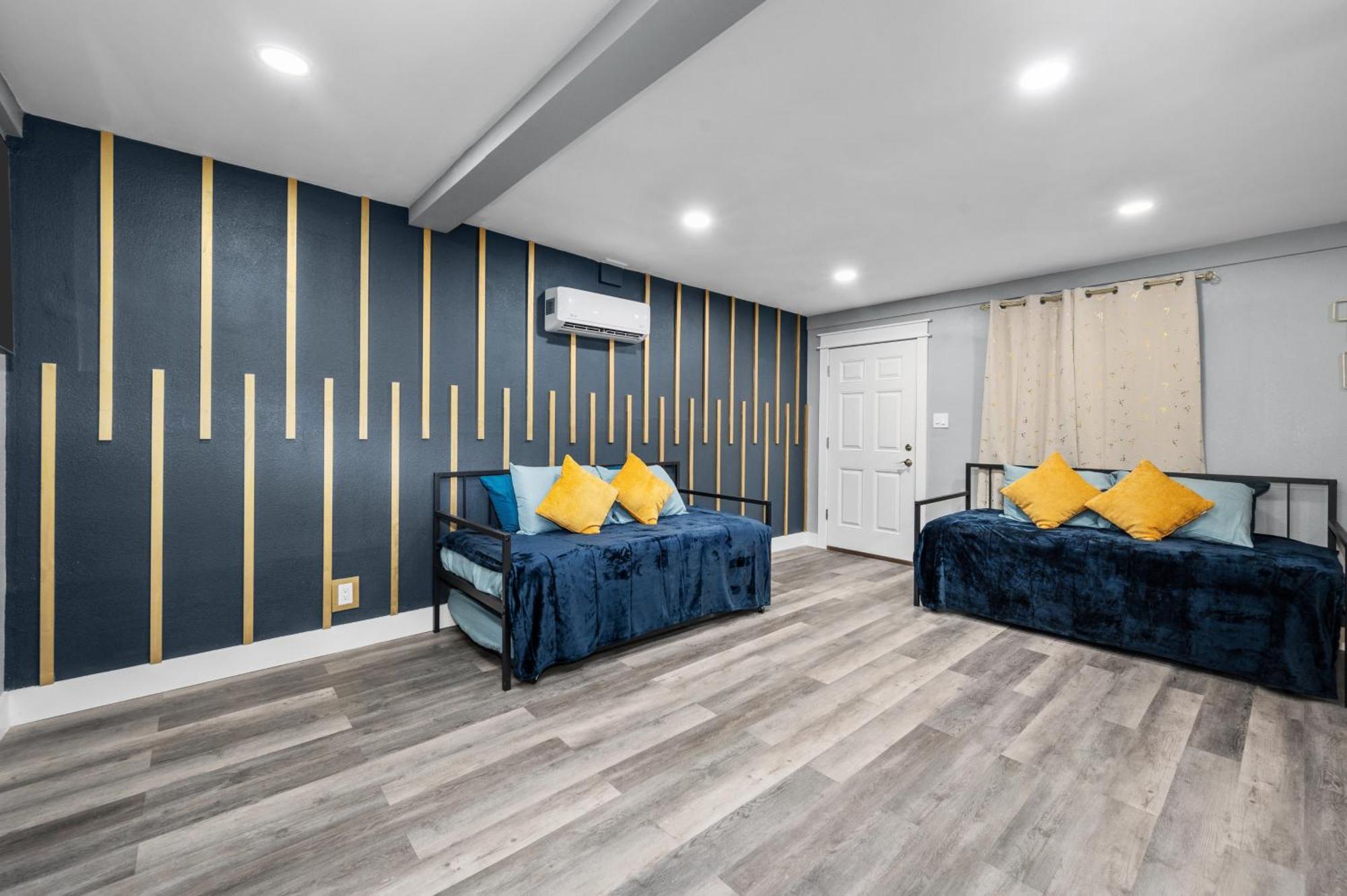 Modern 2Br City Center Getaway With Free Park 휴스턴 외부 사진